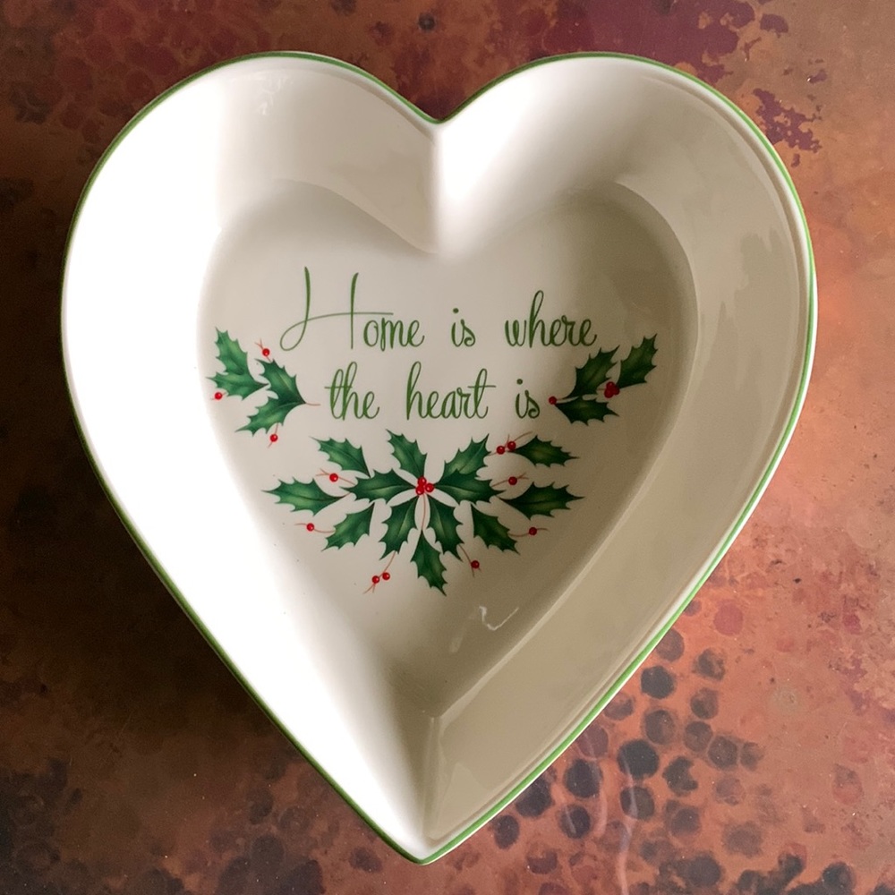 Lenox “Home is where the Heart is” Porcelain Holiday Dish